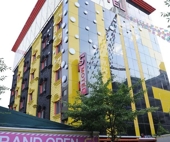 Kangseo S 2* Busan